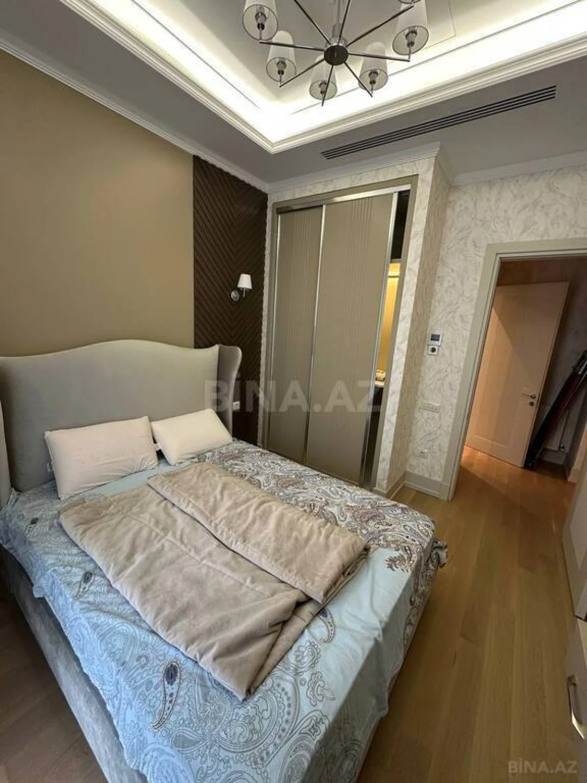 Kirayə verilir 2 otaqlı mənzil 65 m²