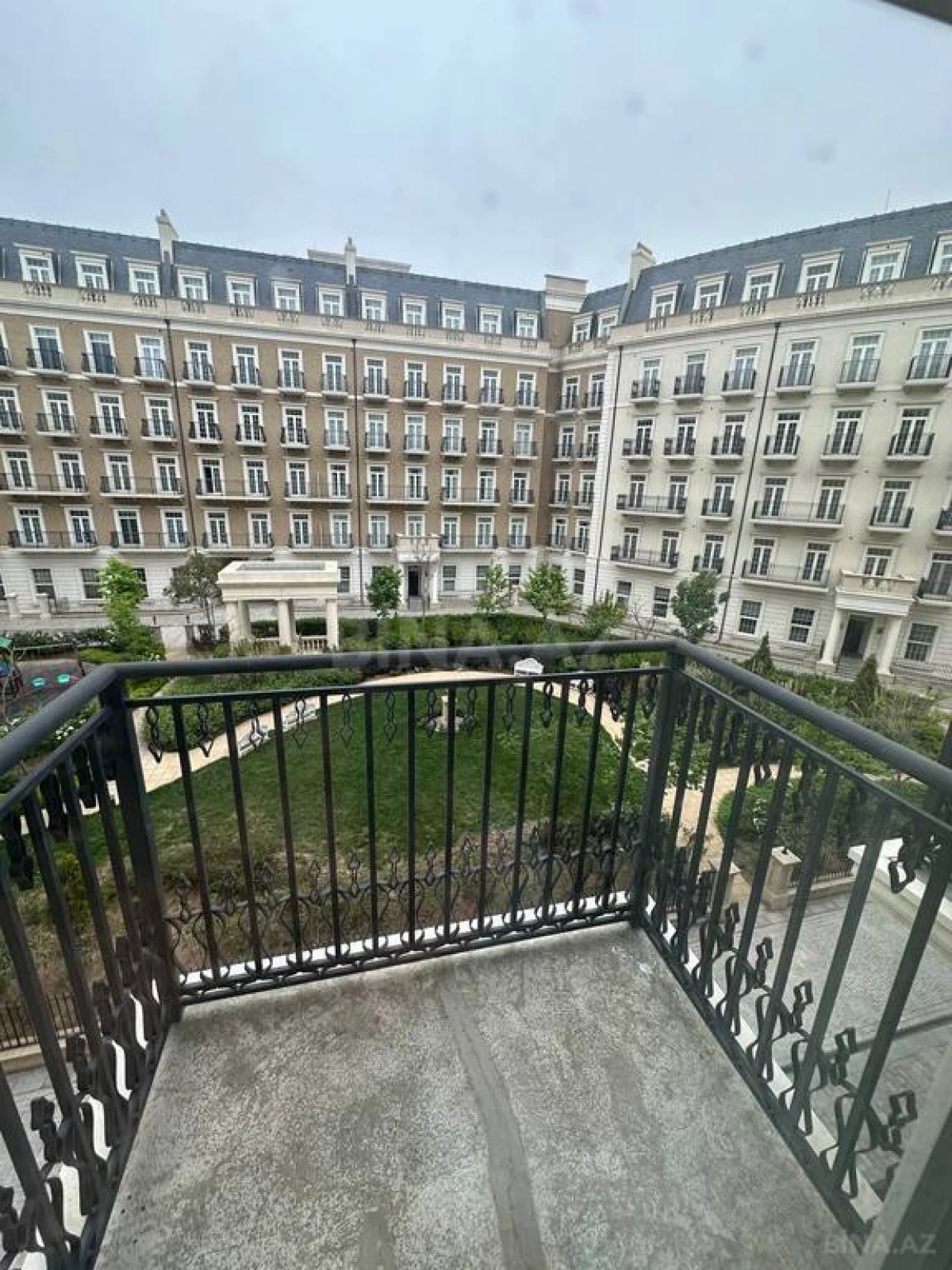 Kirayə verilir 2 otaqlı mənzil 65 m²