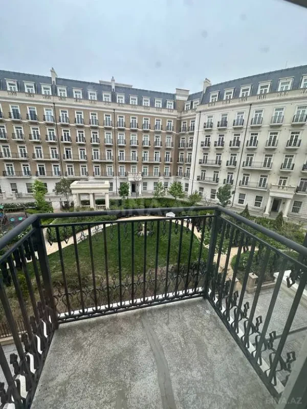 Kirayə verilir 2 otaqlı mənzil 65 m²
