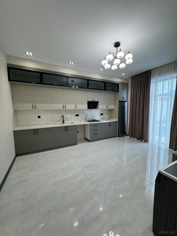 Satılır 4 otaqlı həyət evi 160 m²