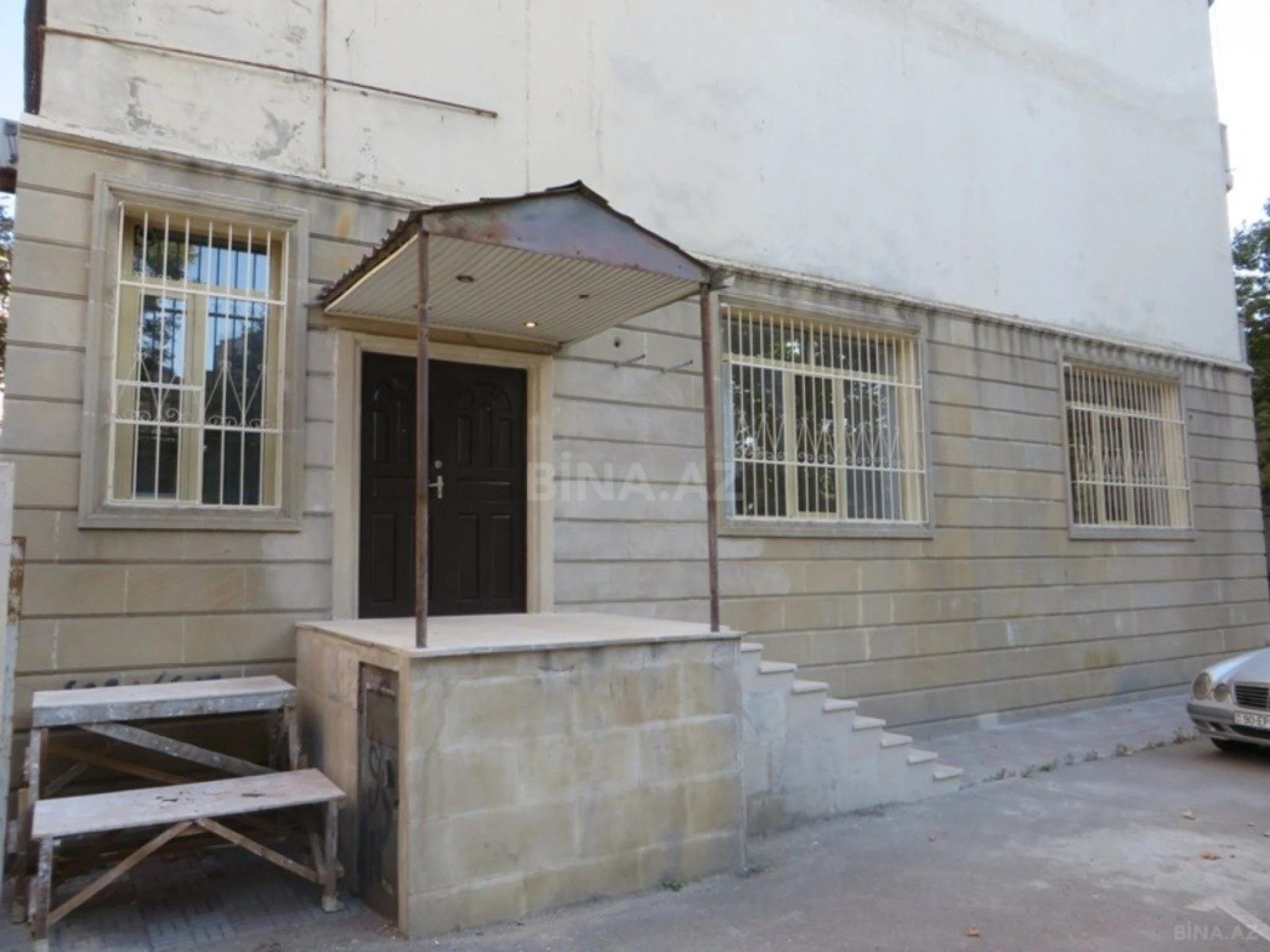 Kirayə verilir 5 otaqlı ofis 160 m²