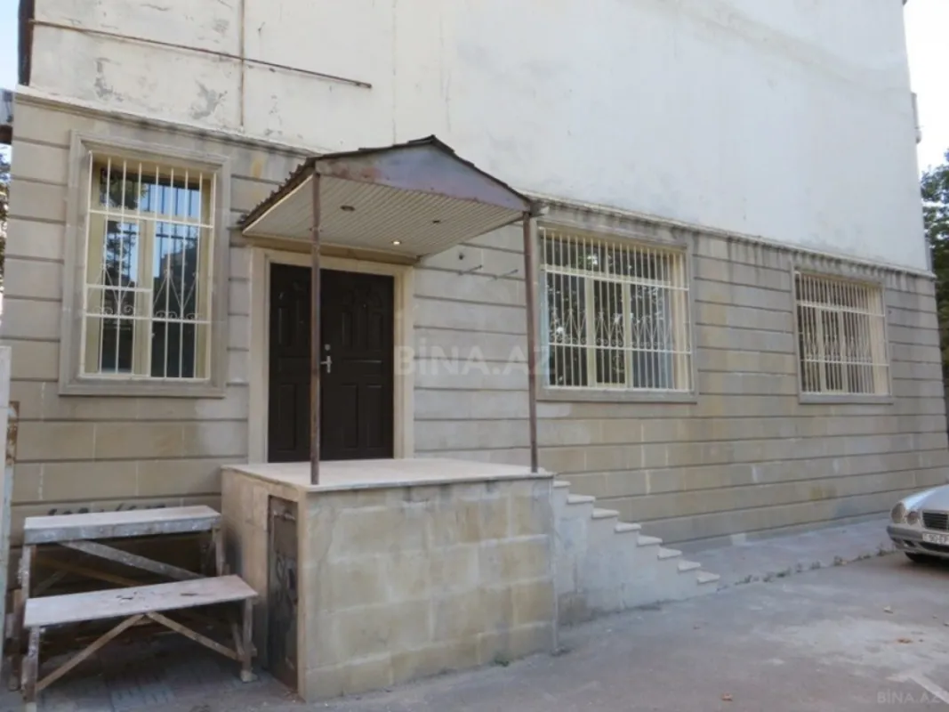 Kirayə verilir 5 otaqlı ofis 160 m²