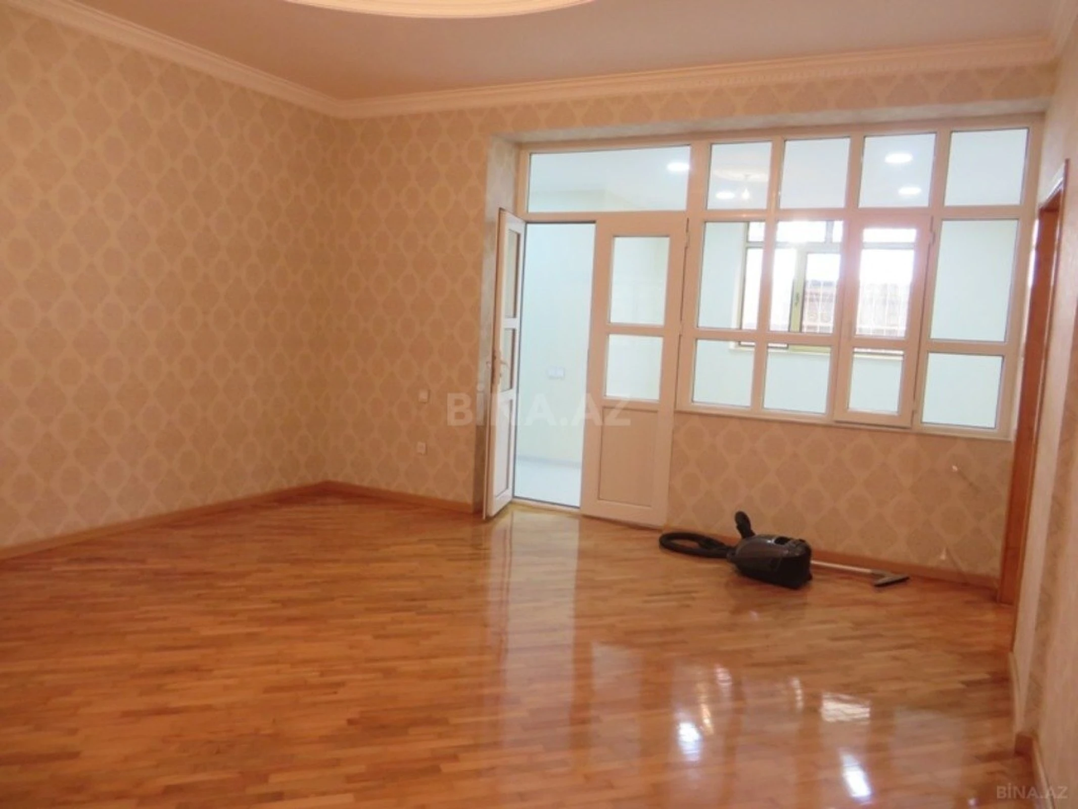 Kirayə verilir 5 otaqlı ofis 160 m²