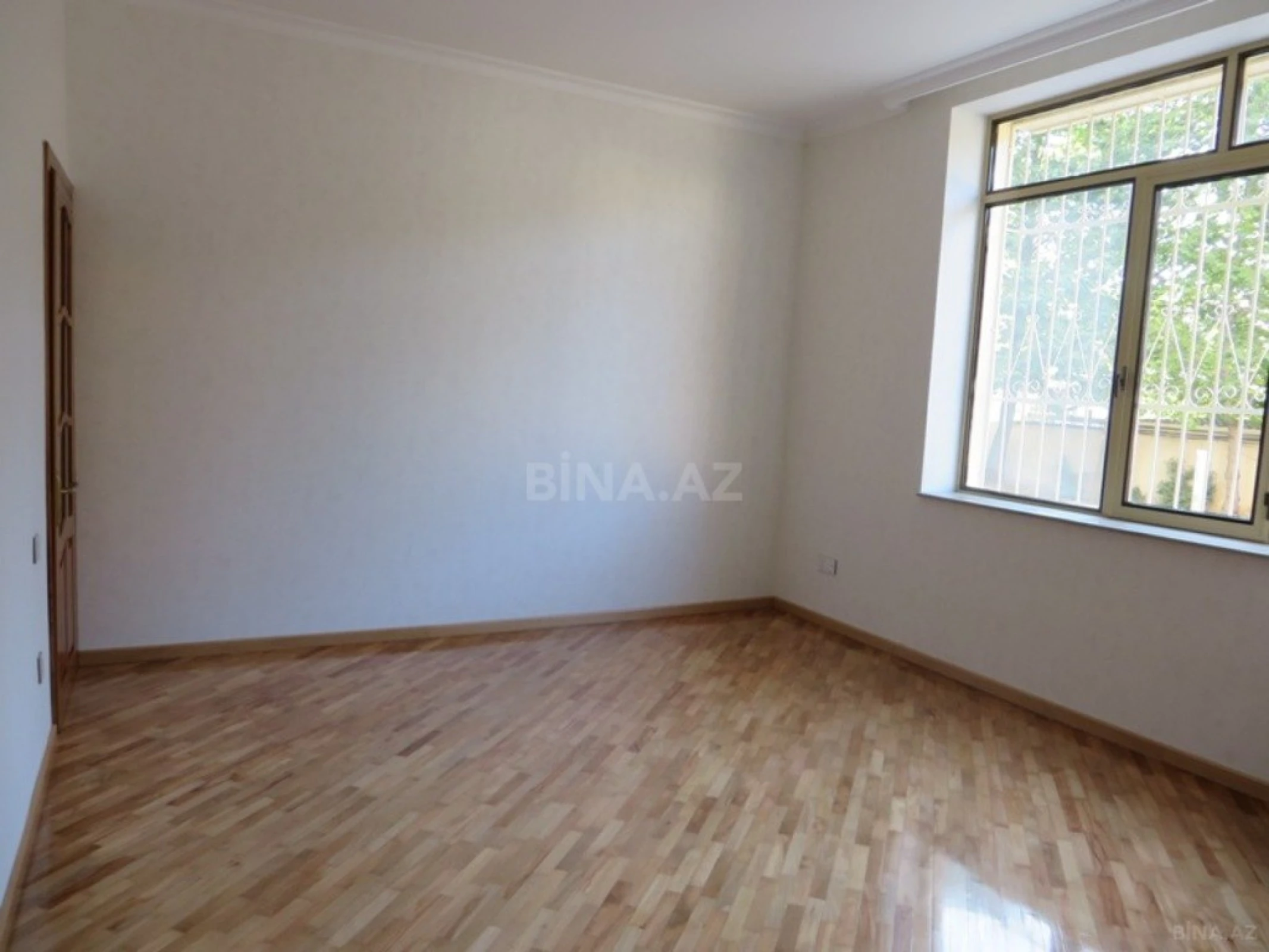 Kirayə verilir 5 otaqlı ofis 160 m²
