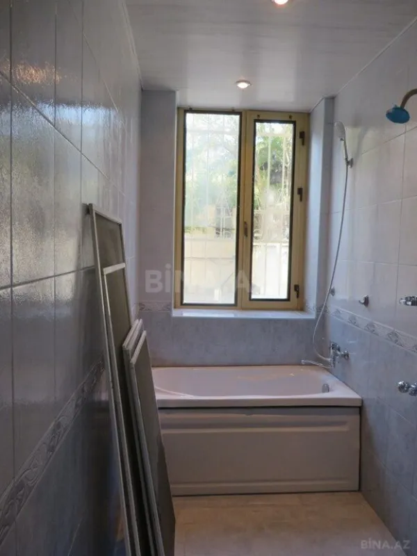 Kirayə verilir 5 otaqlı ofis 160 m²