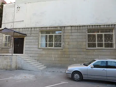 Kirayə verilir 5 otaqlı ofis 160 m²