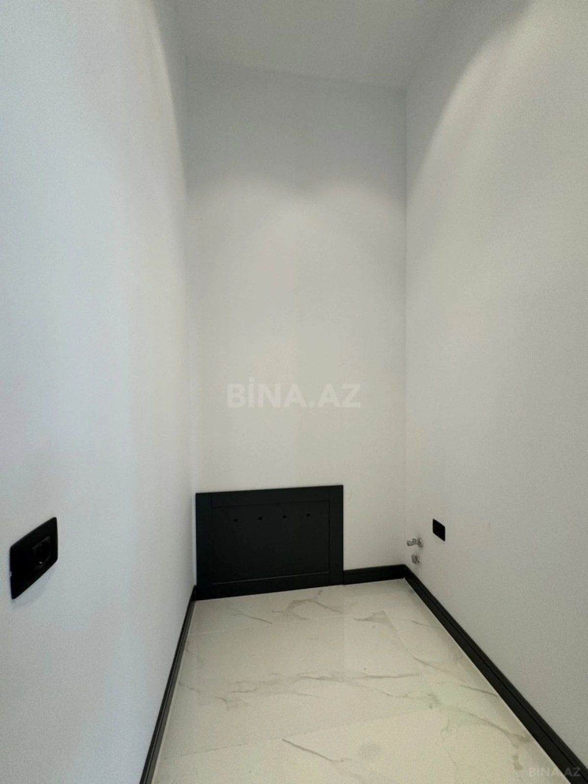 Satılır 5 otaqlı həyət evi 230 m²