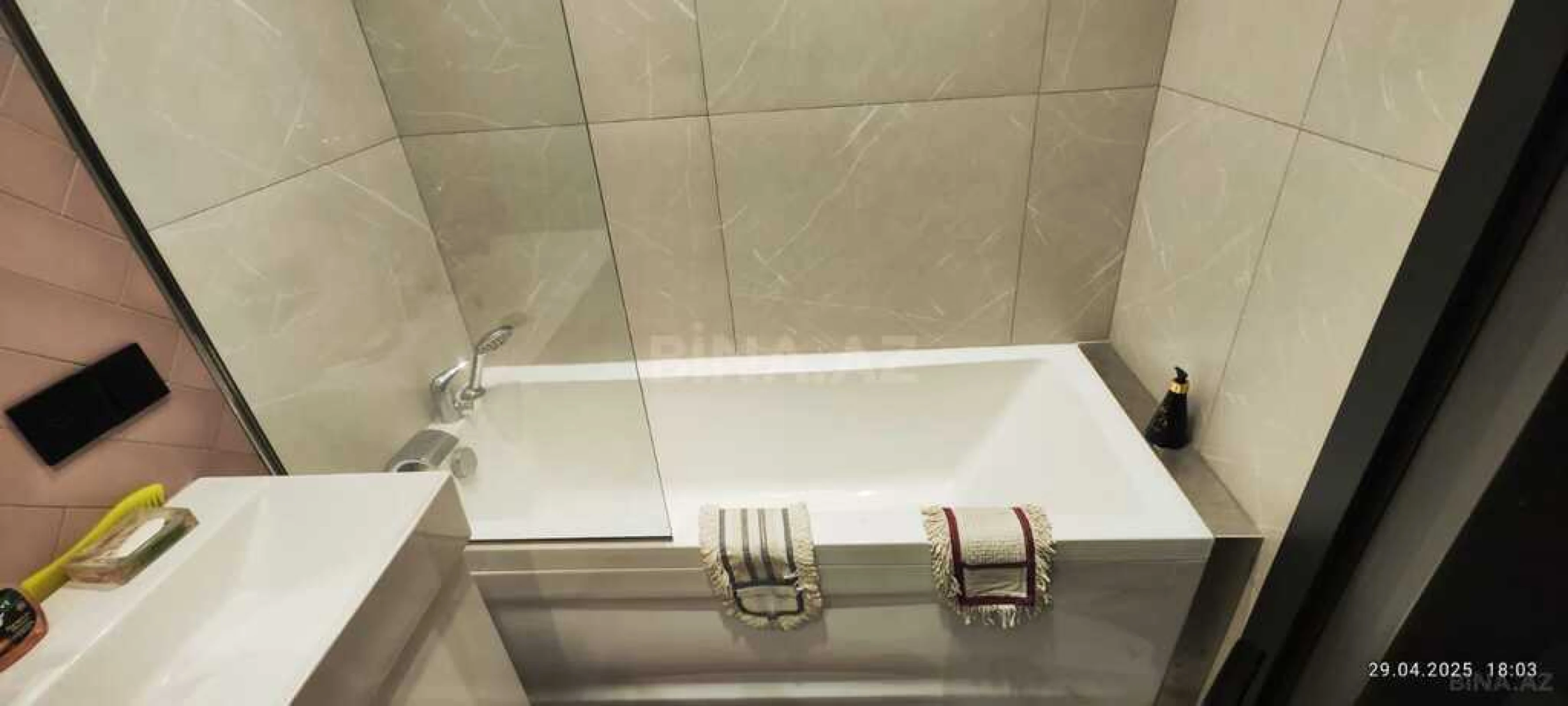 Kirayə verilir 3 otaqlı mənzil 110 m²