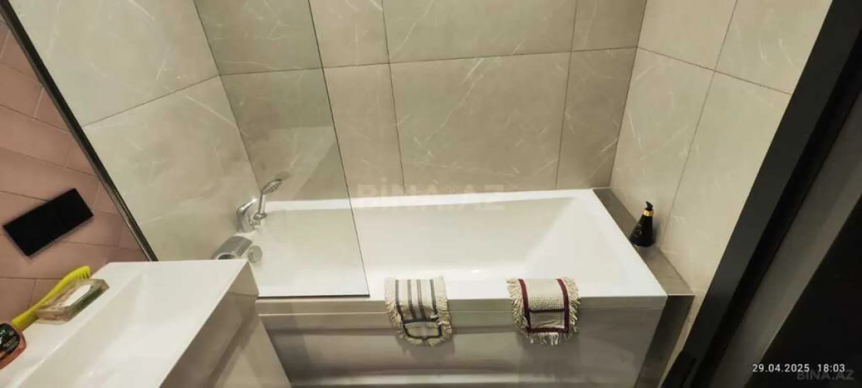 Kirayə verilir 3 otaqlı mənzil 110 m²