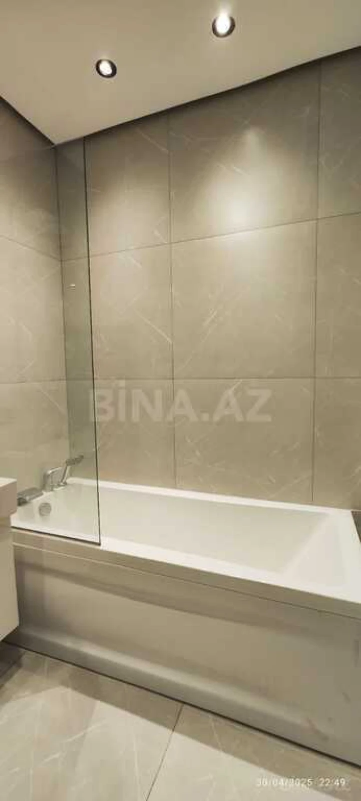 Kirayə verilir 3 otaqlı mənzil 110 m²