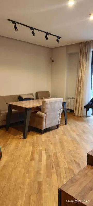 Kirayə verilir 3 otaqlı mənzil 110 m²