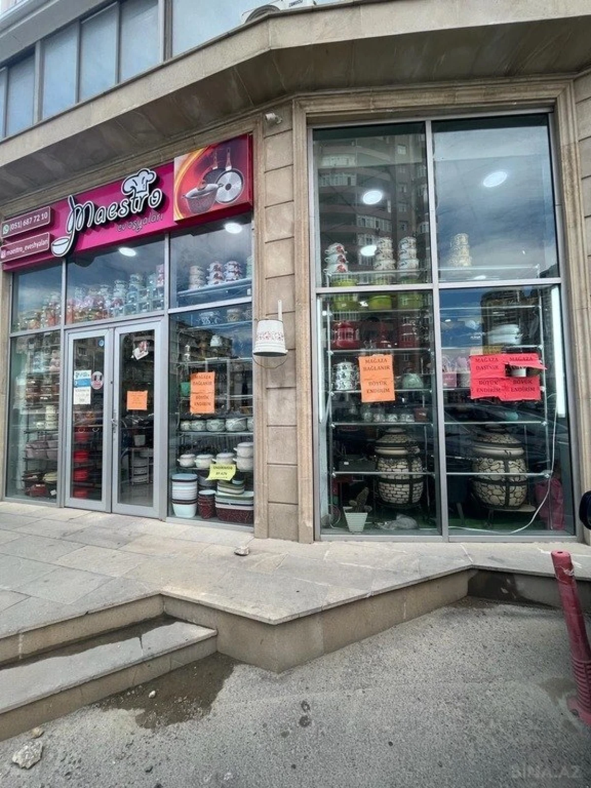 Satılır obyekt 185 m²