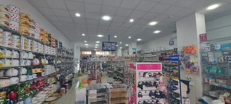 Satılır obyekt 185 m²