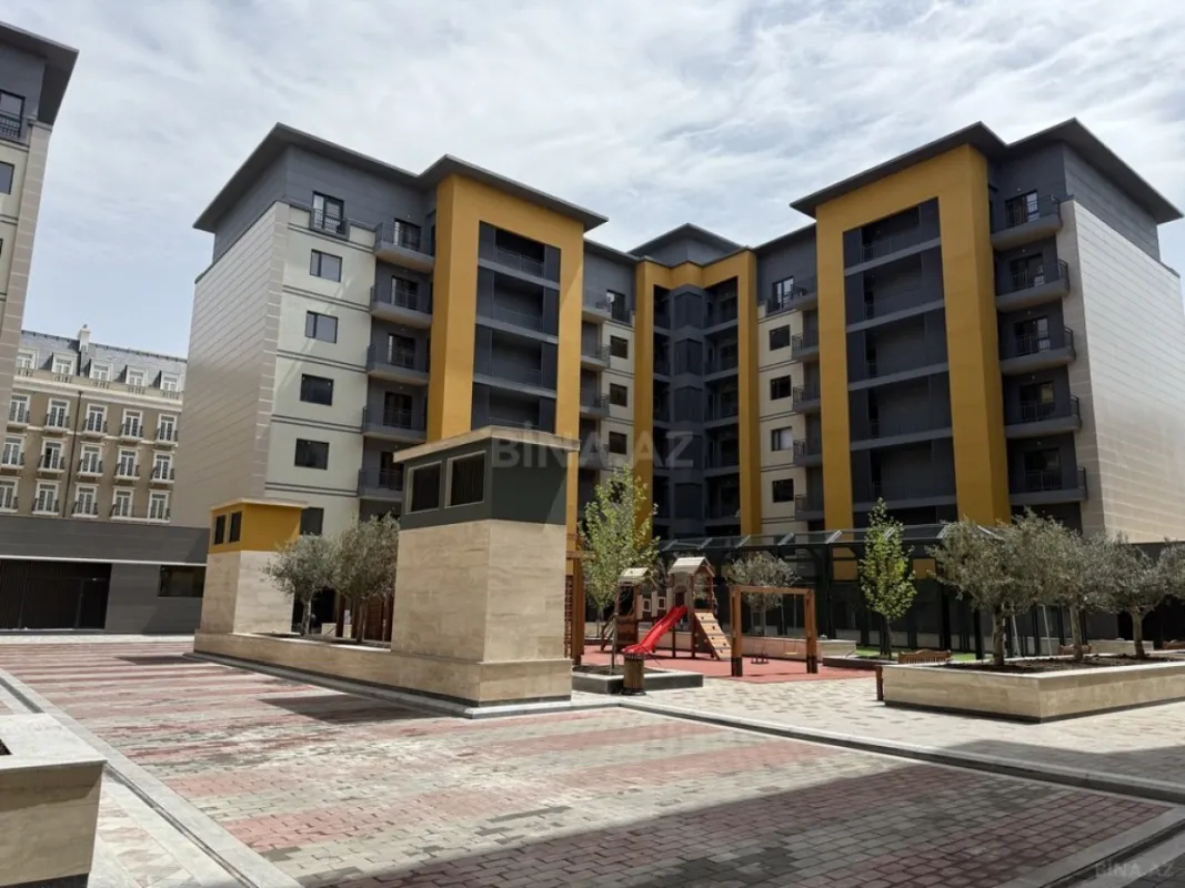 Satılır 3 otaqlı mənzil 128 m²