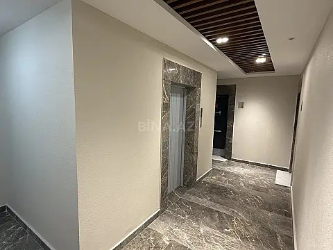Satılır 3 otaqlı mənzil 128 m²