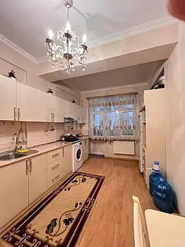 Satılır 3 otaqlı mənzil 125 m²