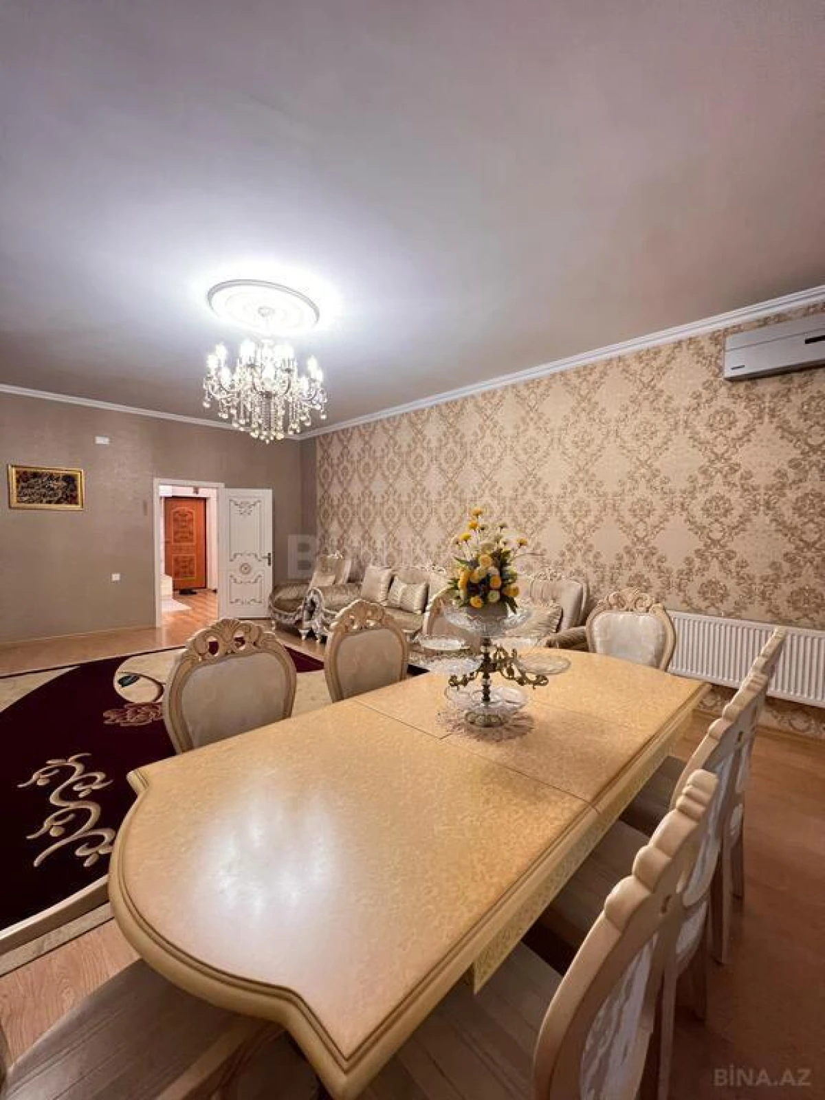 Satılır 3 otaqlı mənzil 125 m²