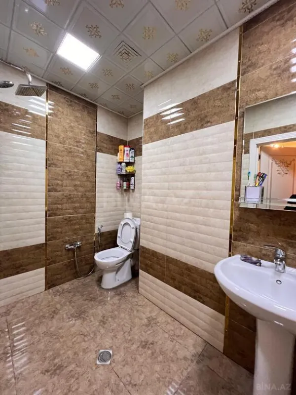 Satılır 3 otaqlı mənzil 125 m²