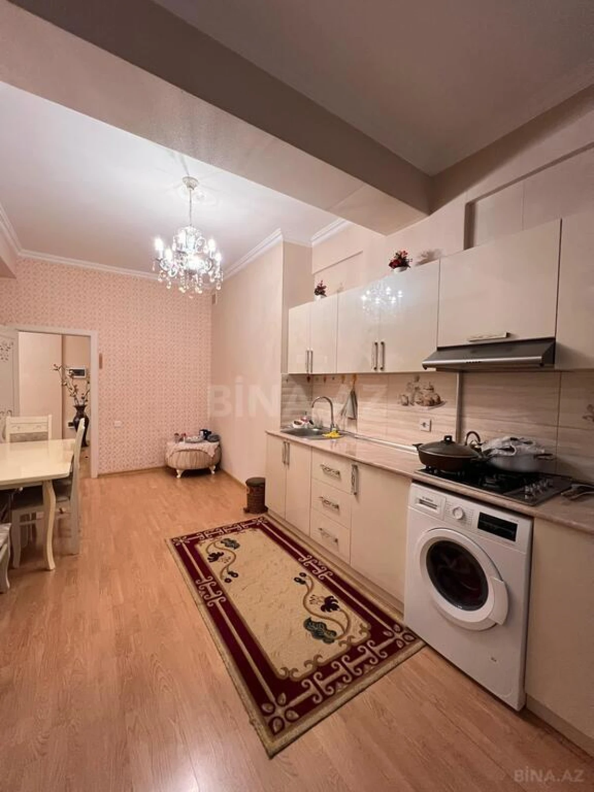 Satılır 3 otaqlı mənzil 125 m²