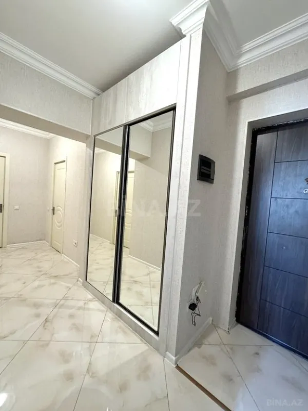 Kirayə verilir 2 otaqlı mənzil 86 m²