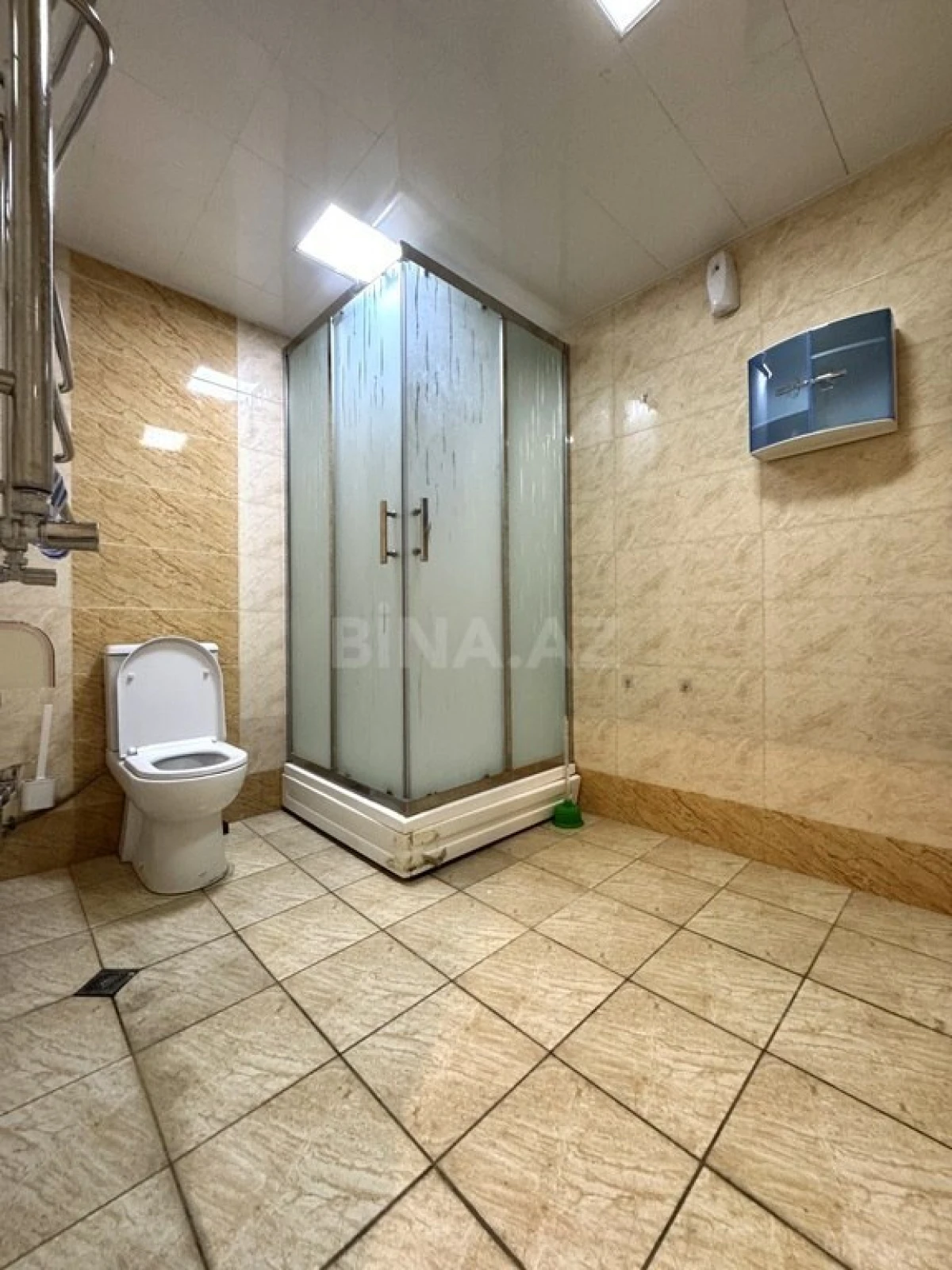 Kirayə verilir 2 otaqlı mənzil 86 m²