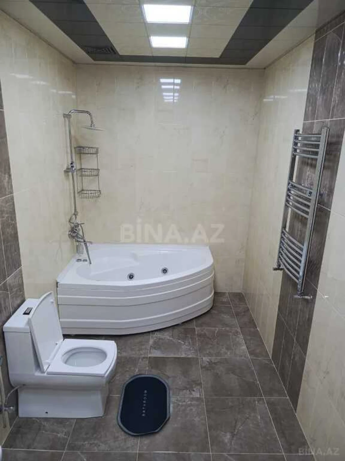 Kirayə verilir 3 otaqlı mənzil 140 m²