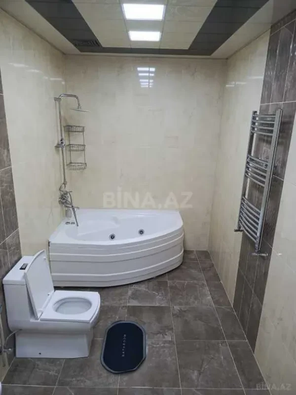 Kirayə verilir 3 otaqlı mənzil 140 m²