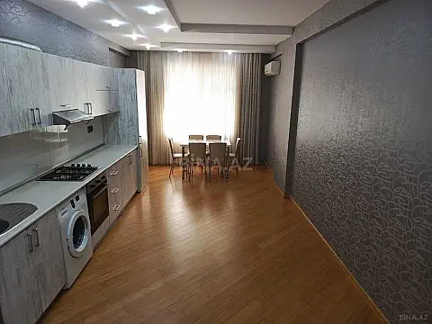 Kirayə verilir 3 otaqlı mənzil 140 m²
