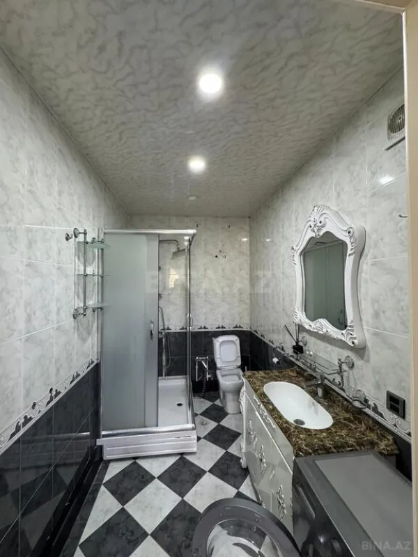 Satılır 4 otaqlı mənzil 115 m²