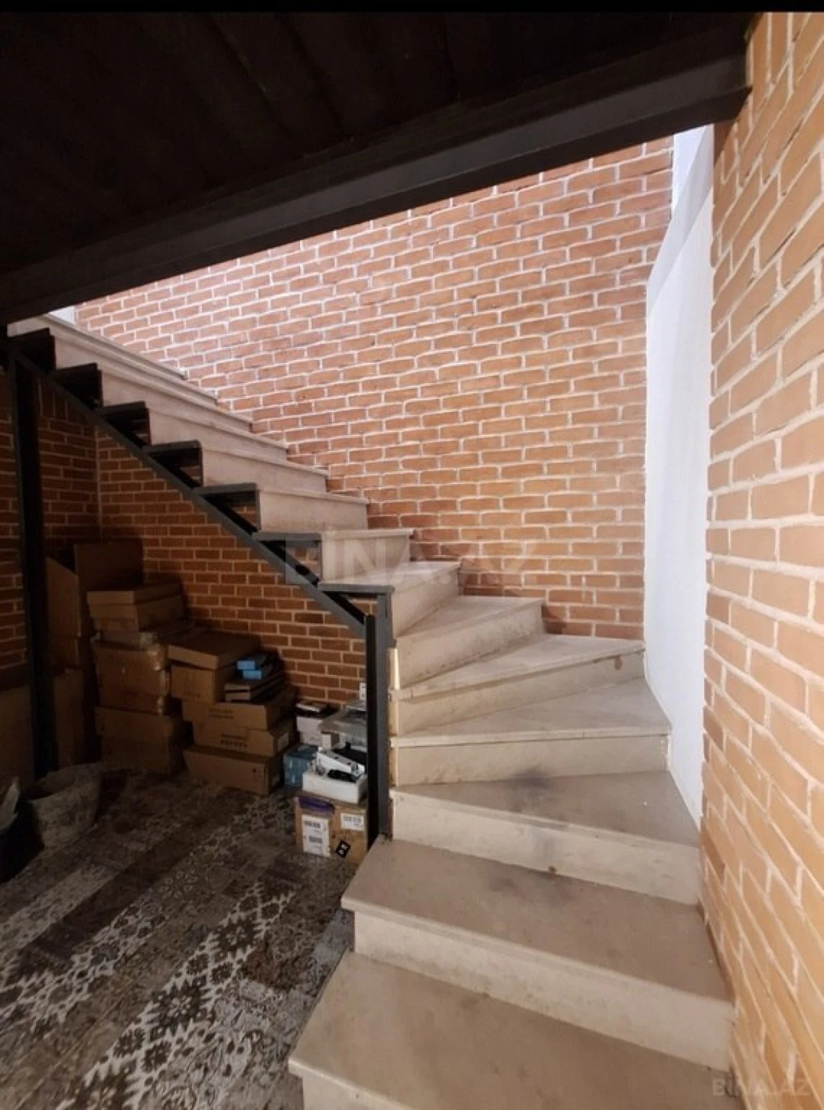 Kirayə verilir obyekt 60 m²