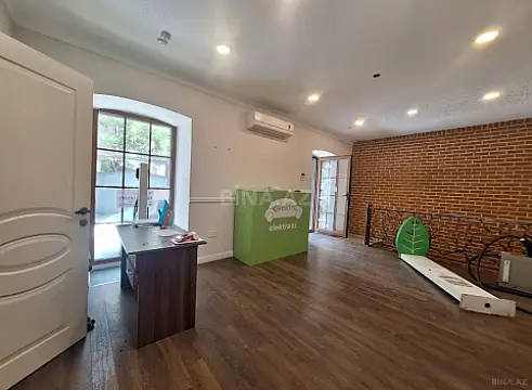 Kirayə verilir obyekt 60 m² — Bakı, Nizami 60.00 m²