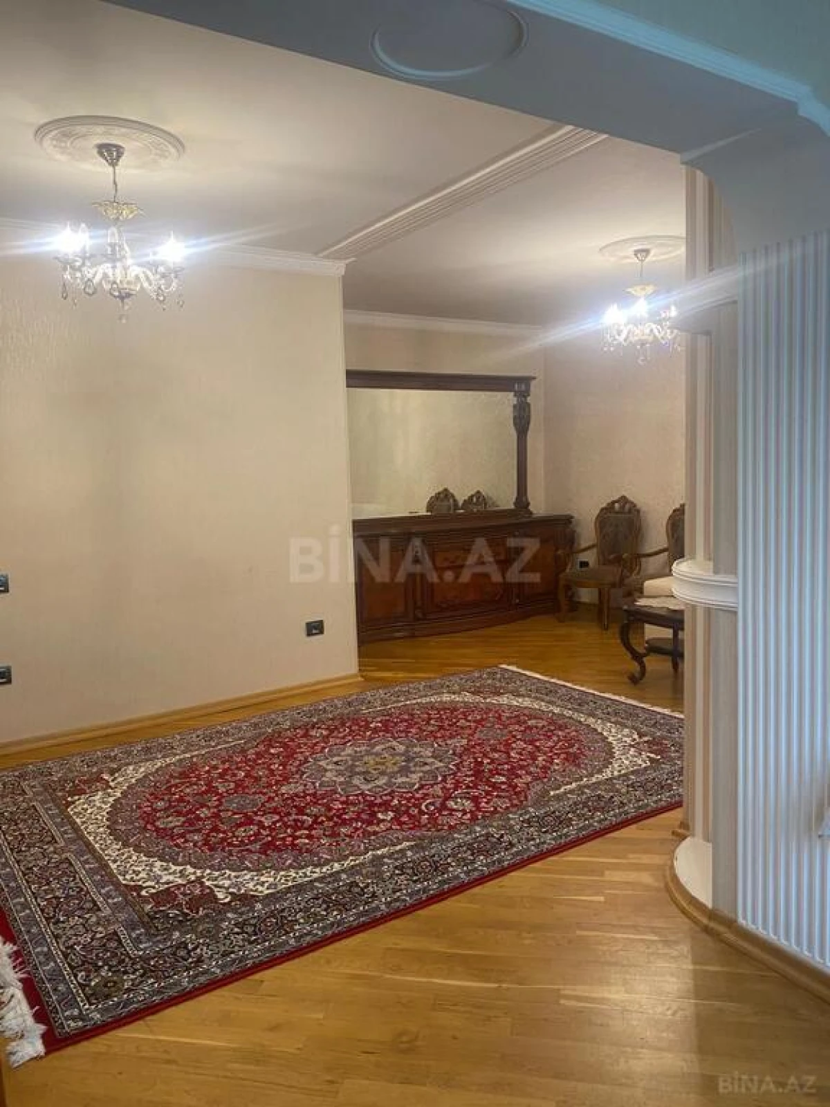 Satılır 4 otaqlı mənzil 100 m²