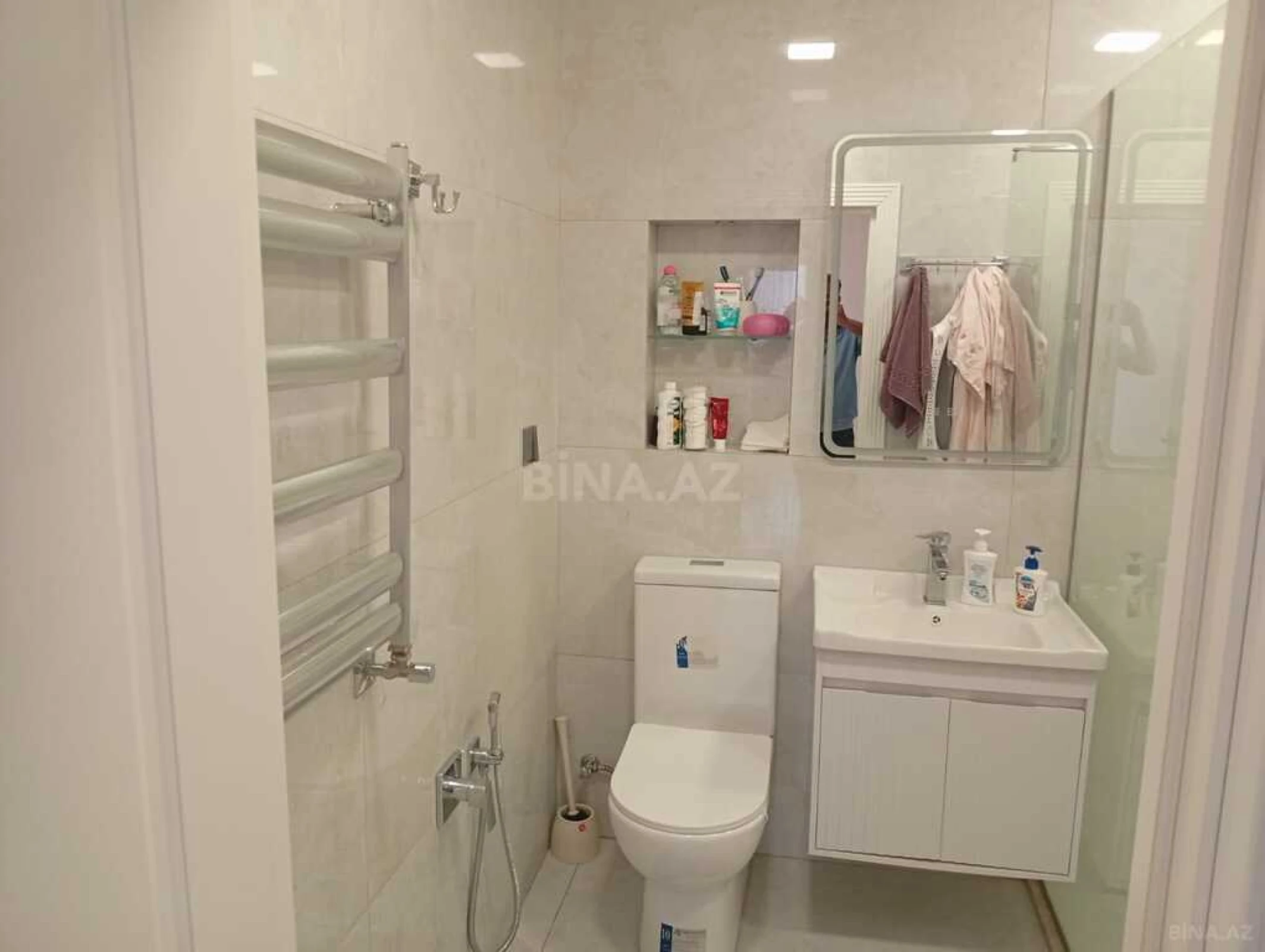 Satılır 2 otaqlı mənzil 90 m²