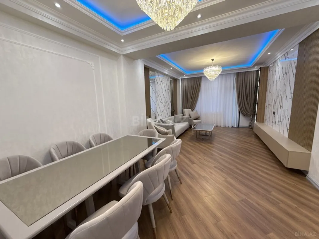 Satılır 3 otaqlı mənzil 143 m²