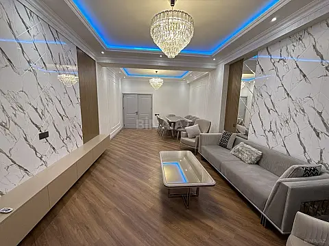 Satılır 3 otaqlı mənzil 143 m² — Bakı 3 otaq 143.00 m²