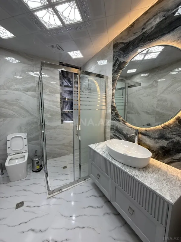 Satılır 3 otaqlı mənzil 143 m²