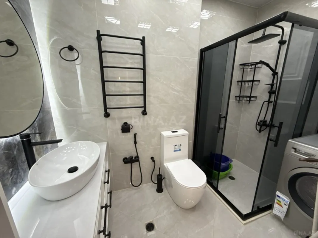 Satılır 3 otaqlı mənzil 143 m²