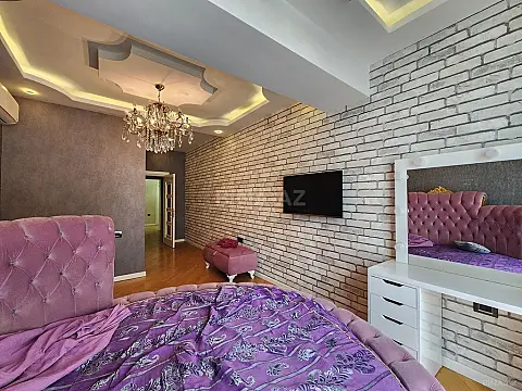 Kirayə verilir 3 otaqlı mənzil 140 m²