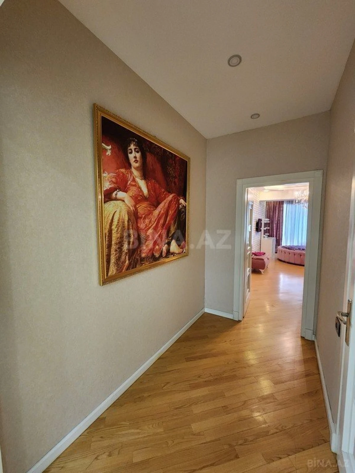 Kirayə verilir 3 otaqlı mənzil 140 m²