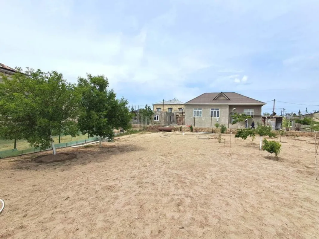 Satılır 3 otaqlı həyət evi 100 m²