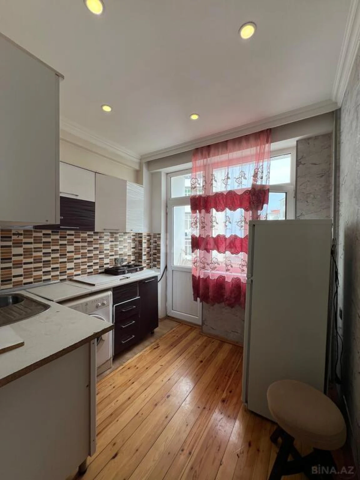 Satılır 3 otaqlı mənzil 73 m²