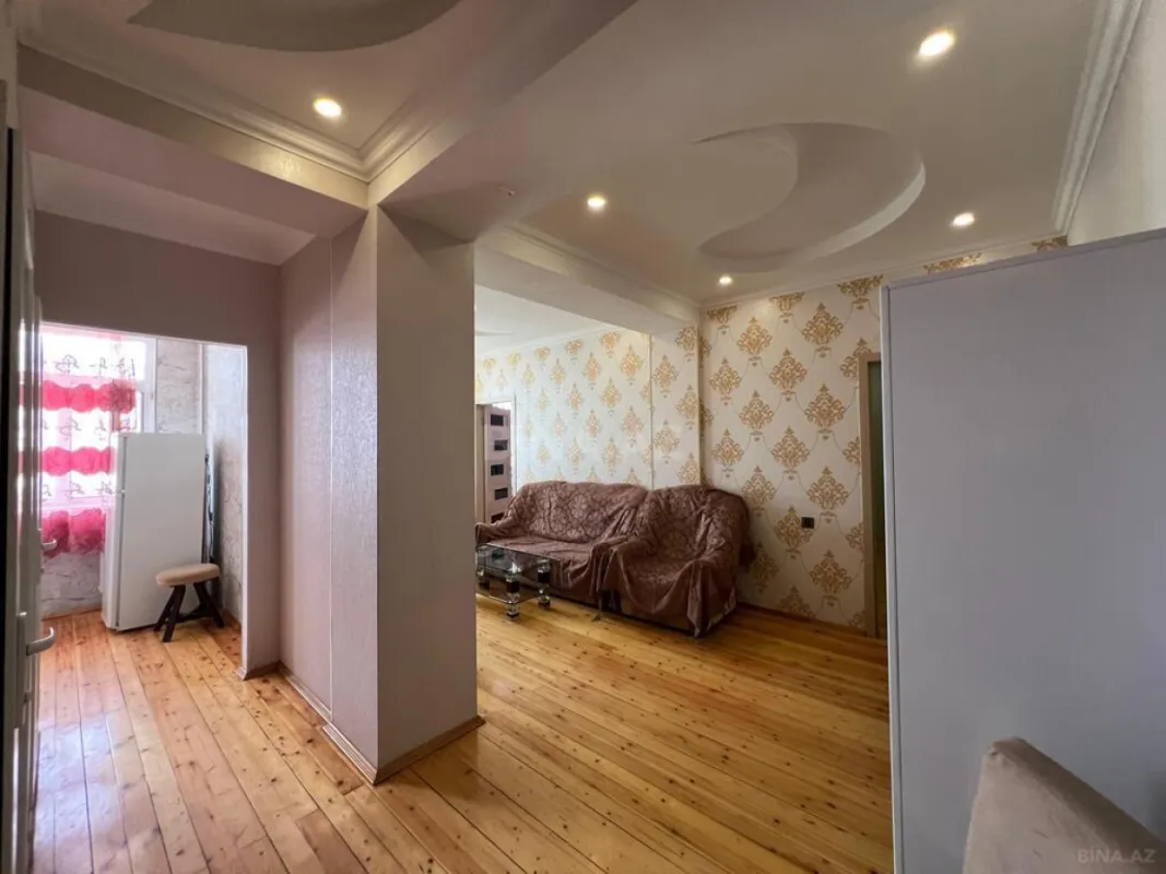 Satılır 3 otaqlı mənzil 73 m²