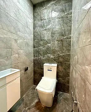 Satılır 2 otaqlı mənzil 90 m²