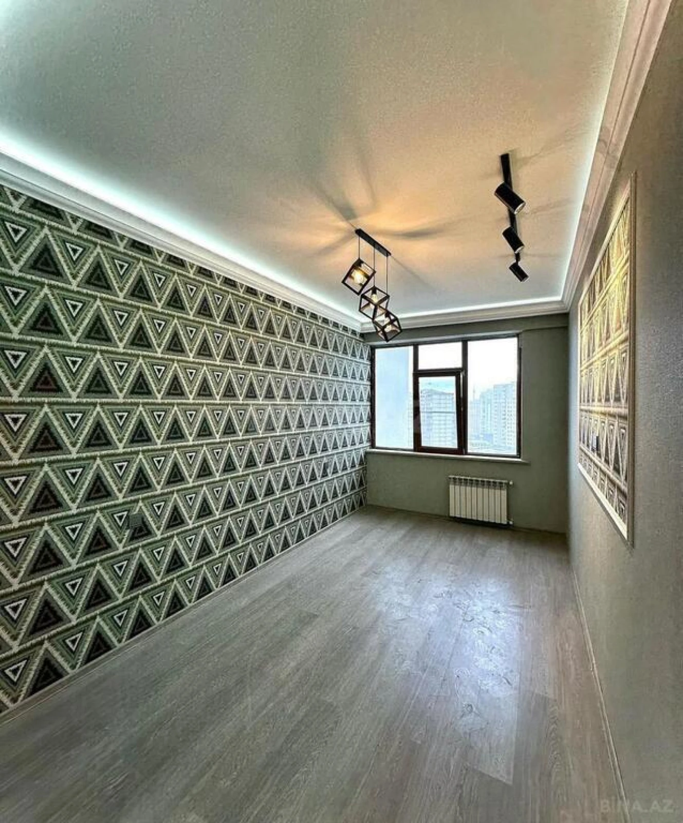 Satılır 2 otaqlı mənzil 90 m²