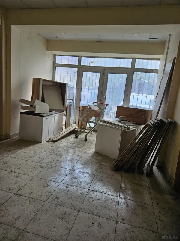 Satılır obyekt 265 m²