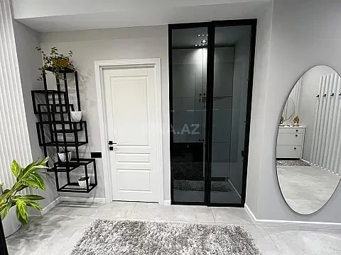 Kirayə verilir 2 otaqlı mənzil 75 m²