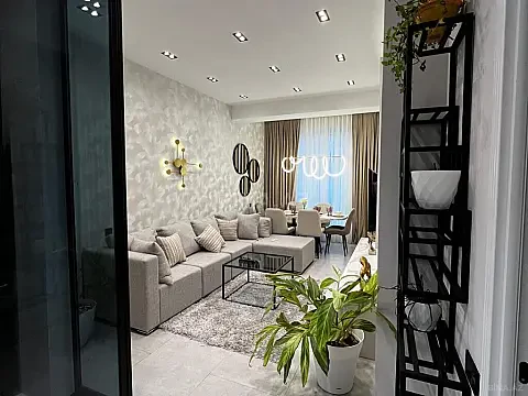 Kirayə verilir 2 otaqlı mənzil 75 m²