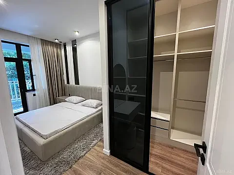 Kirayə verilir 2 otaqlı mənzil 75 m²