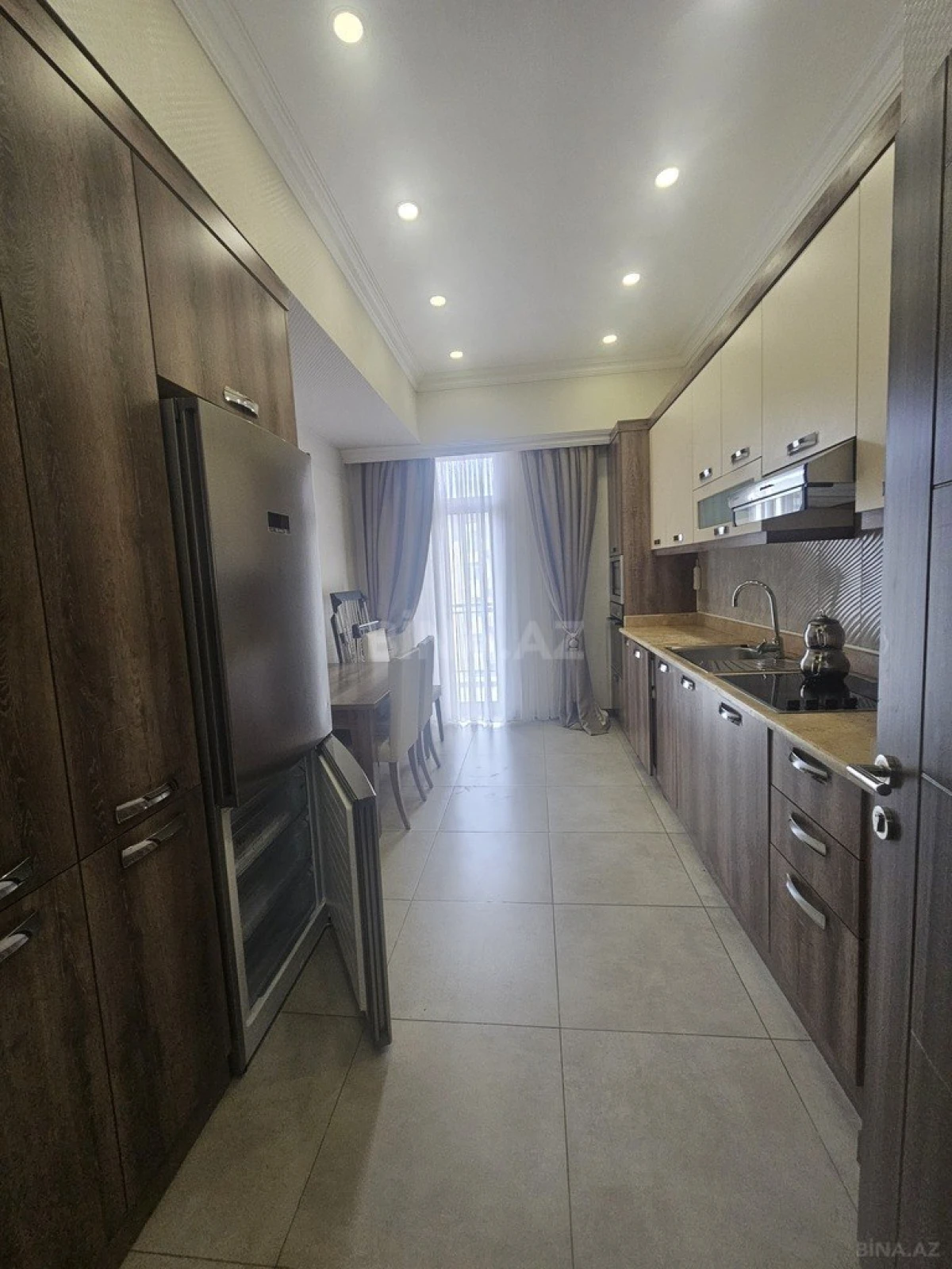 Kirayə verilir 3 otaqlı mənzil 120 m²