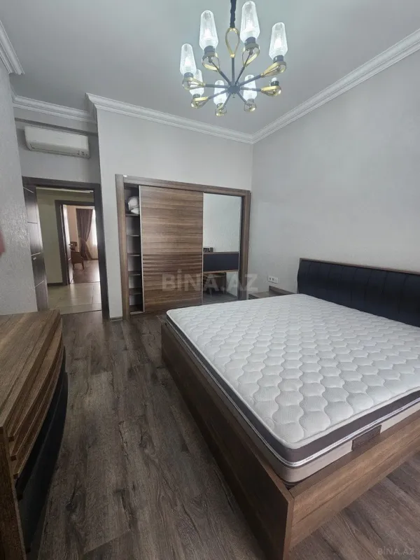 Kirayə verilir 3 otaqlı mənzil 120 m²